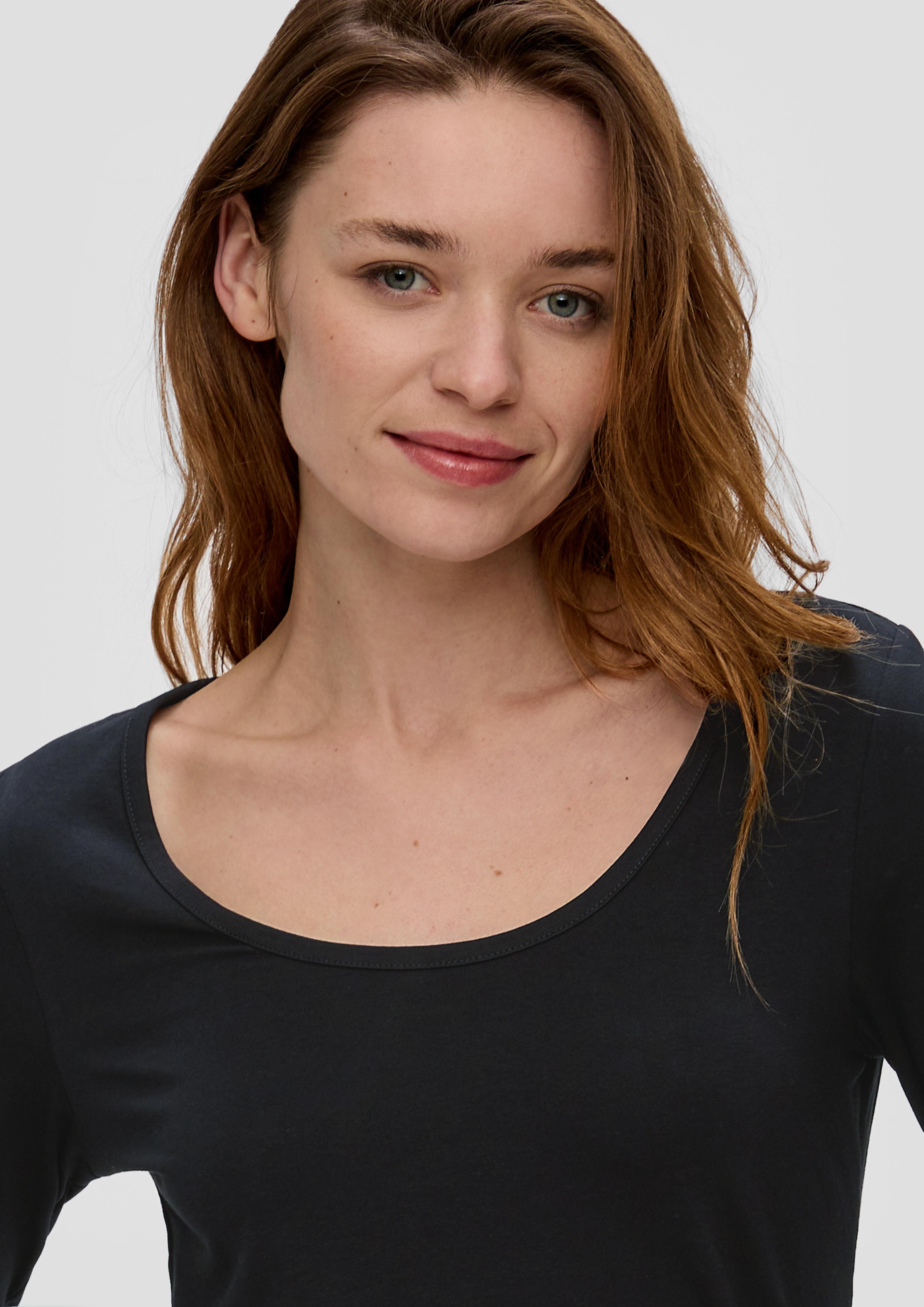 Langarmshirt mit tiefem Rundhalsausschnitt  2141909-9999