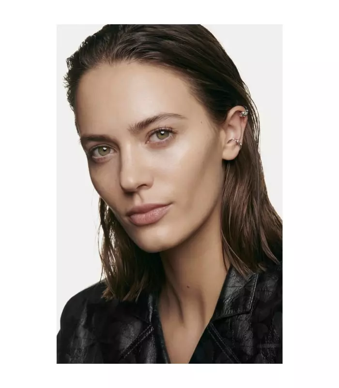 N°1 DE CHANEL FOND DE TEINT REVITALISANT Illumine - Hydrate - Protège 30ml