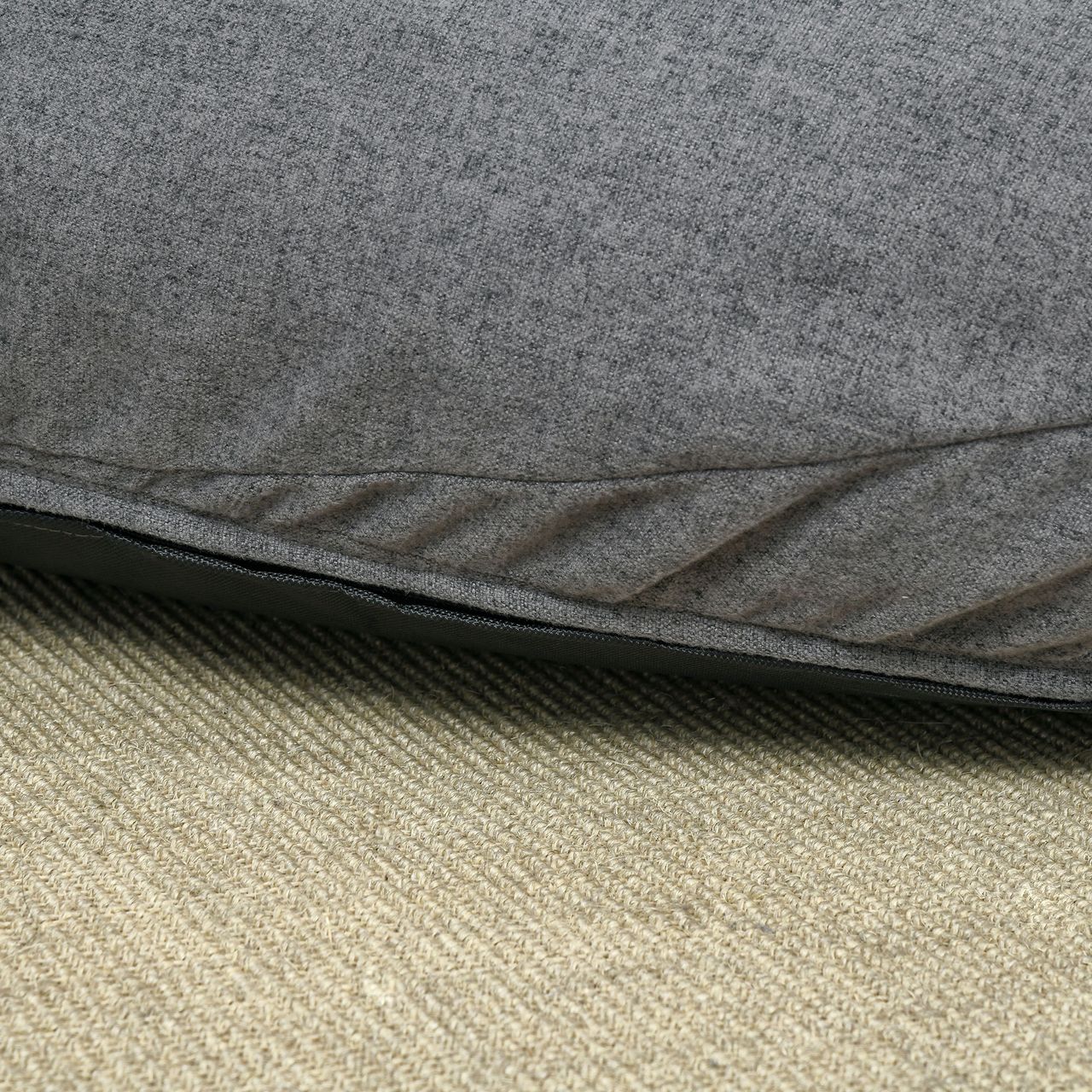 HOMCOM Sitzsack aufblasbares Sofa Bodensessel Sitzkissen gepolstert Polyester-Gewebe Schaumstoff-Füllung Dunkelgrau Ø115x71 cm