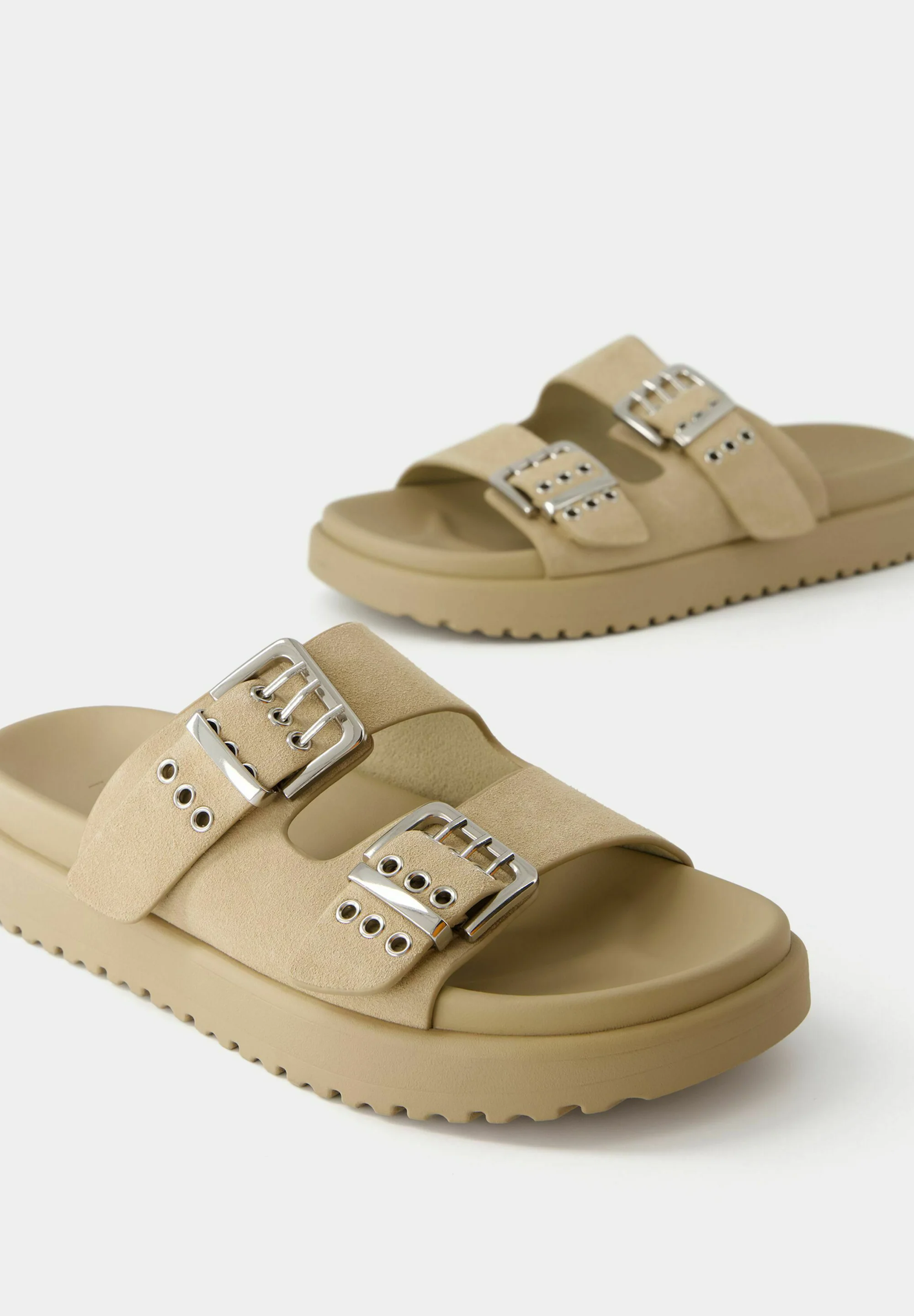 Bershka BUCKLED - Zapatillas