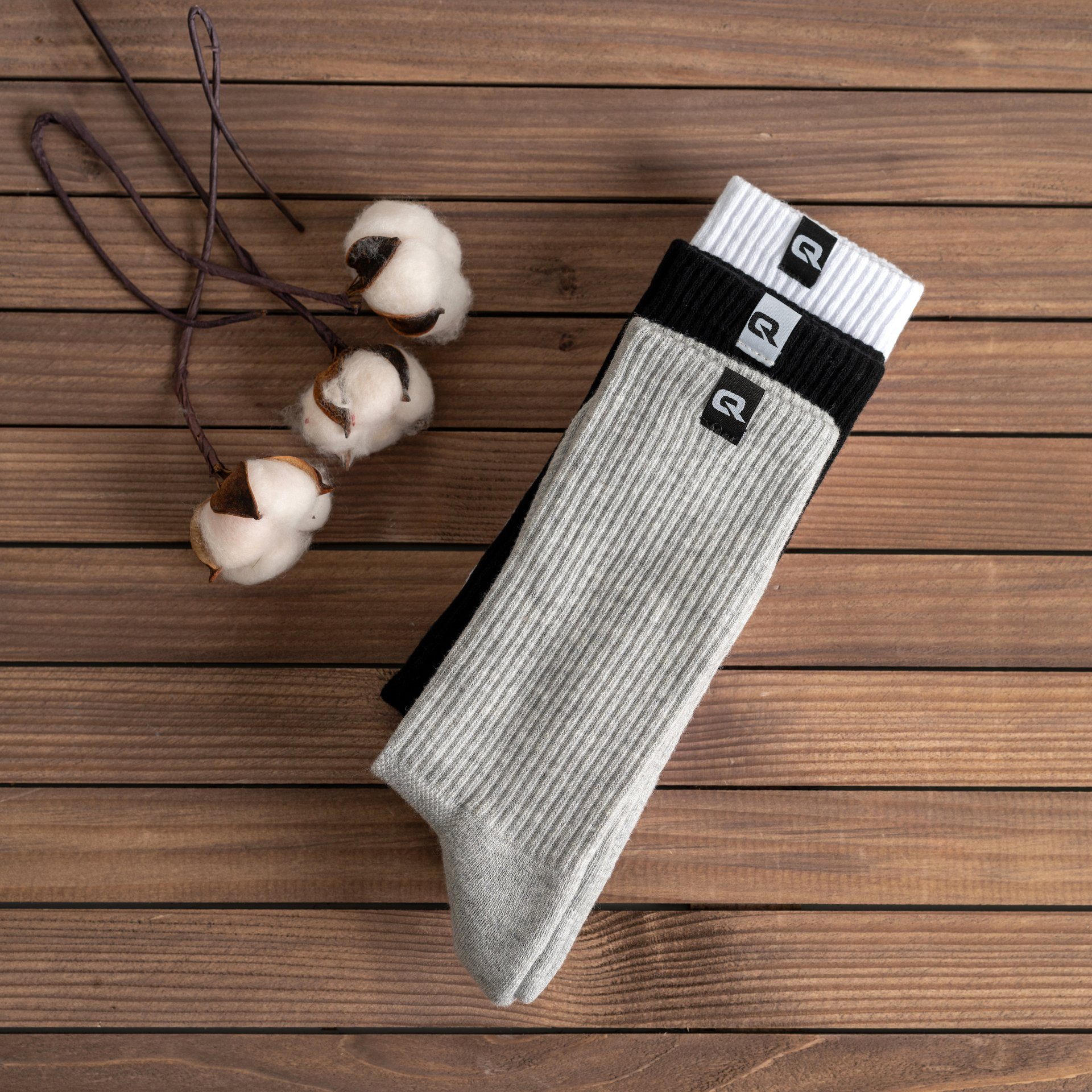 QSOCKS Tennissocken Crew Laufsocken Sportsocken Spezielle Polsterung, für Damen & Herren (Packung, 4 Paar) Qualität Socken