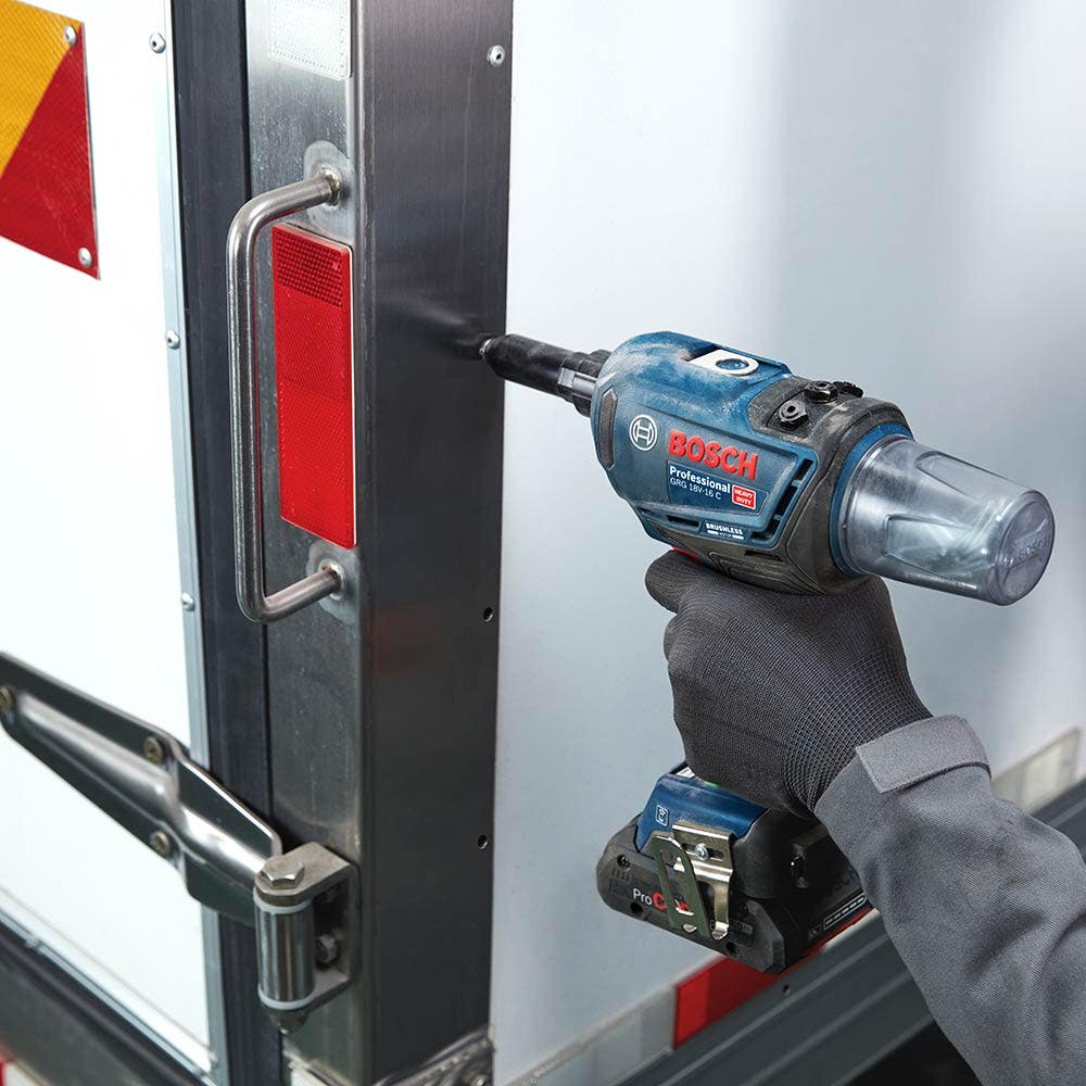 Conjunto de ferramentas de rebitagem BOSCH 18 V, 2 x 5,0 Ah, 06019K5041