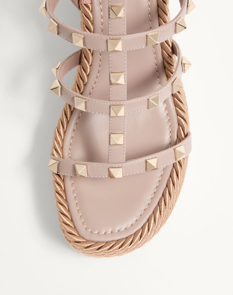 Rockstud kilehæl med 95 mm kalveskindsremme