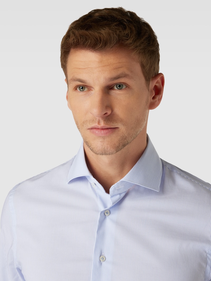 Business-Hemd mit Streifenmuster Modell 'Cutaway' in bleu