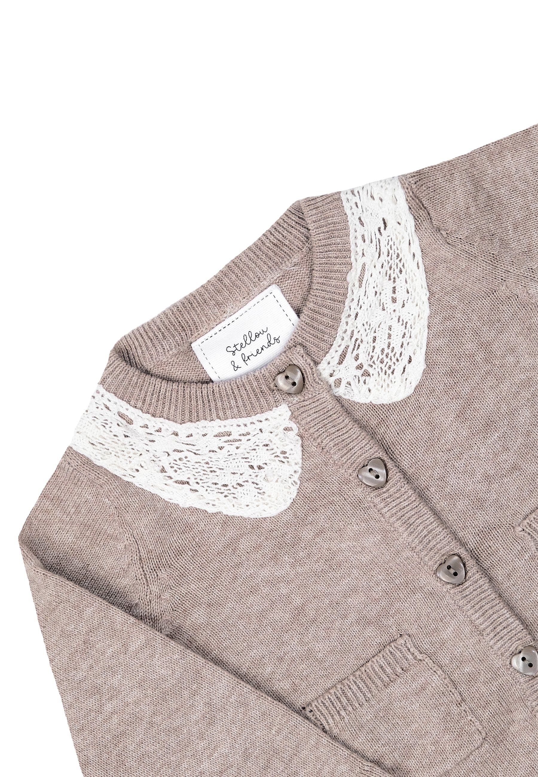 Stellou & friends Cardigan Stellou & friends Cardigan mit Spitzenkragen
