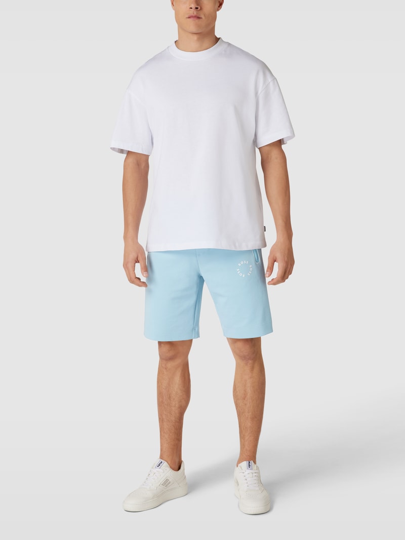 Sweatshorts mit Motiv-Print in hellblau