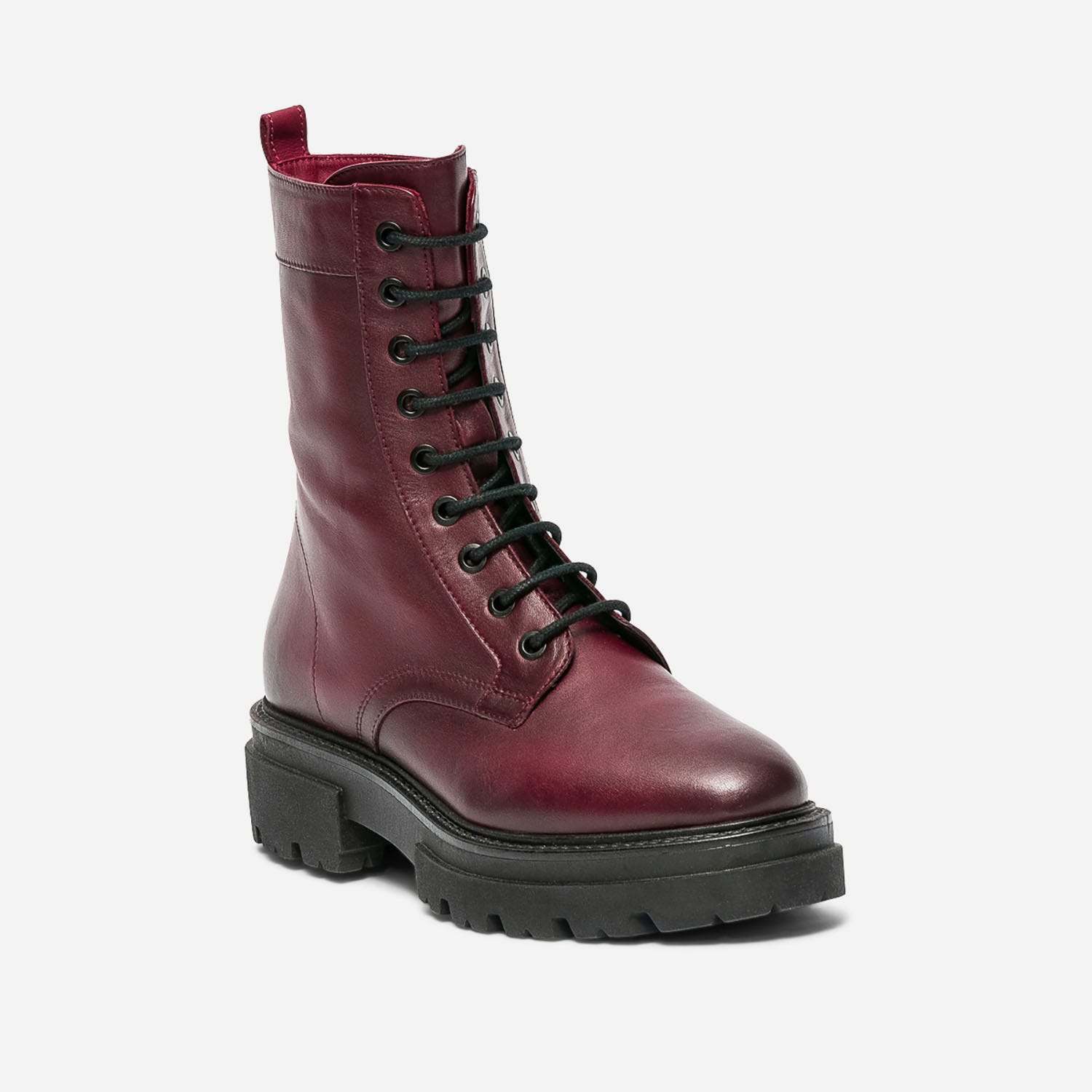 Boots TEXTO bordeaux en cuir éco-conçu à semelle crantée