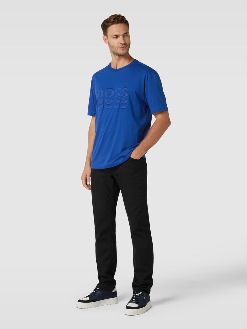 T-Shirt mit Label-Details in royalblau