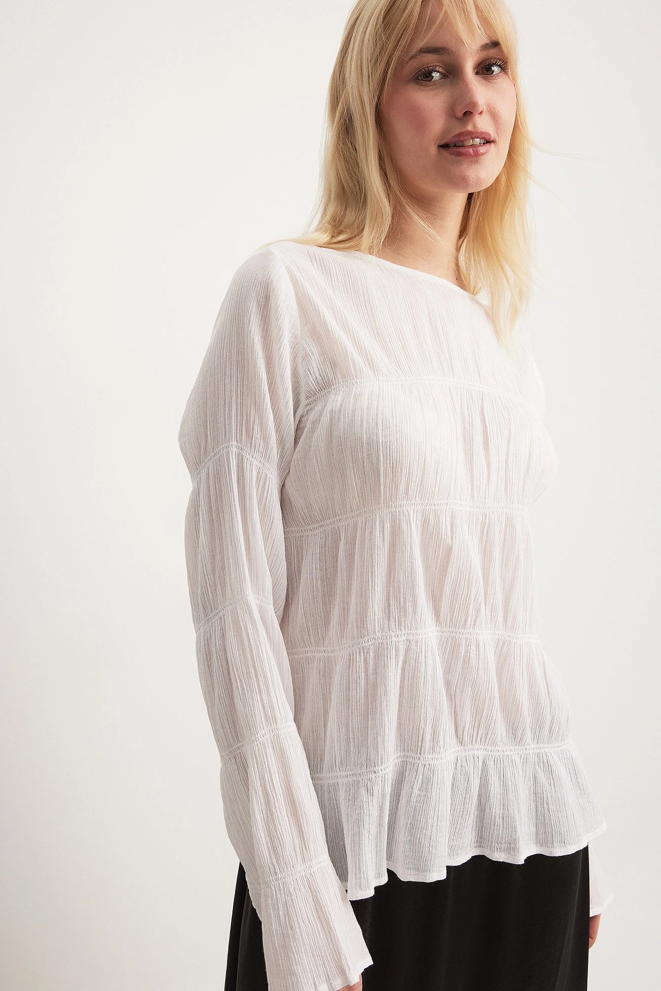 Langärmlige Bluse mit gesmoktem Detail