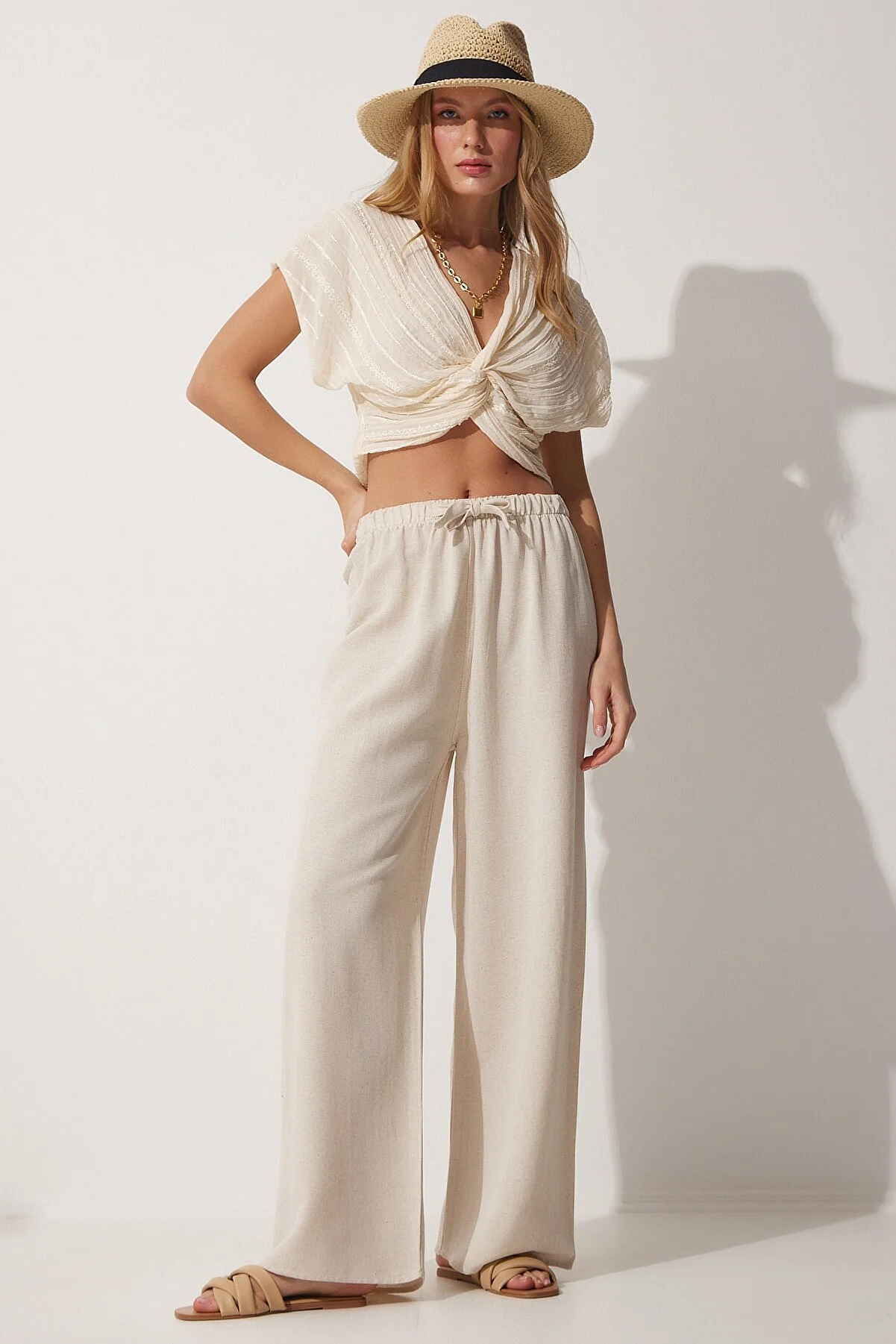 Happiness İstanbul  Lockere Leinenhose