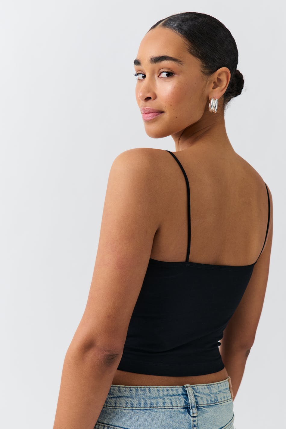 Spaghetti strap singlet