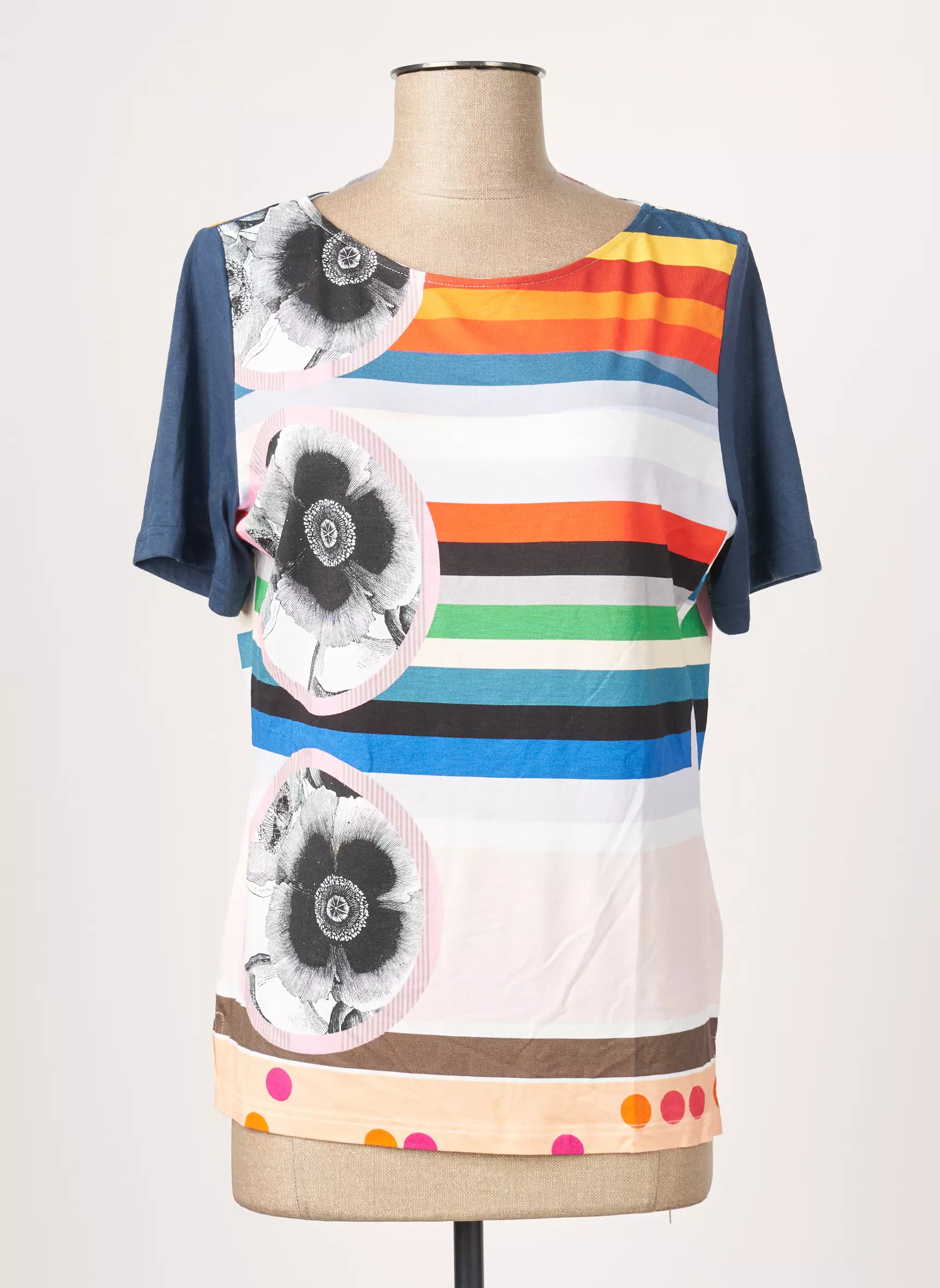 Guy Dubouis Tshirts Femme couleur blanc
