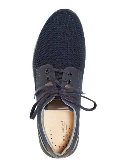 Schnürschuh mit Superstretch-Textil