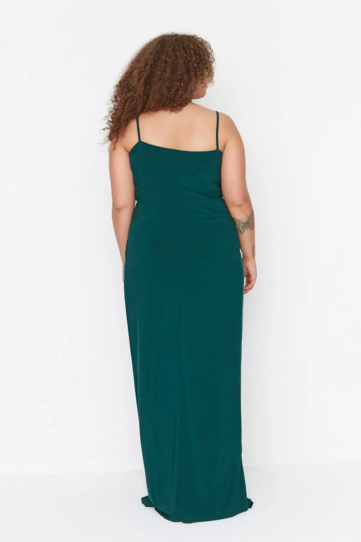 Trendyol Curve  Smaragdgrünes, gestricktes, drapiertes, detailliertes Abendkleid TBBSS22AD00000