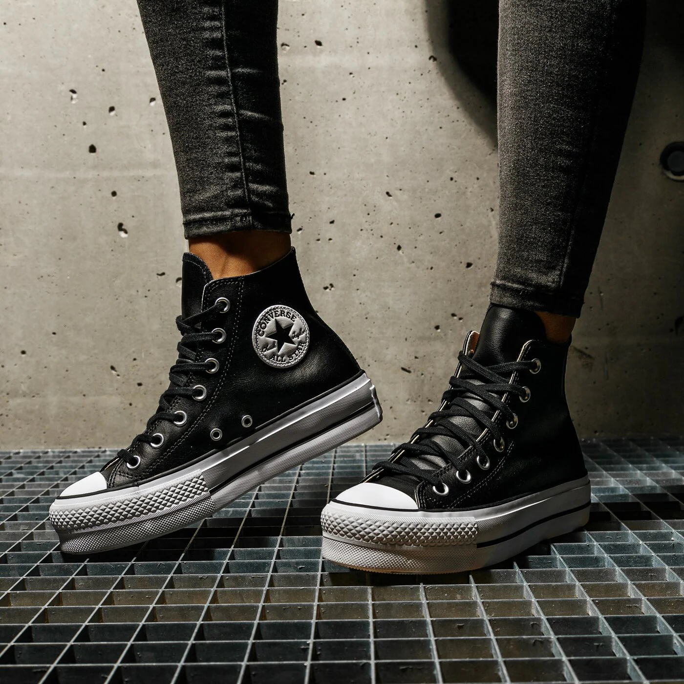 CONVERSE CHUCK TAYLOR ALL STAR LIFT Schwarz