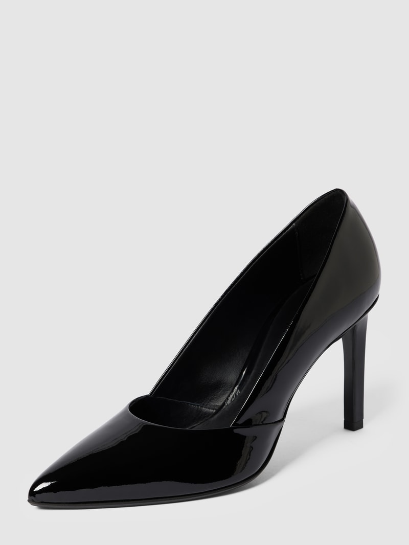 Pumps in glänzender Optik in schwarz