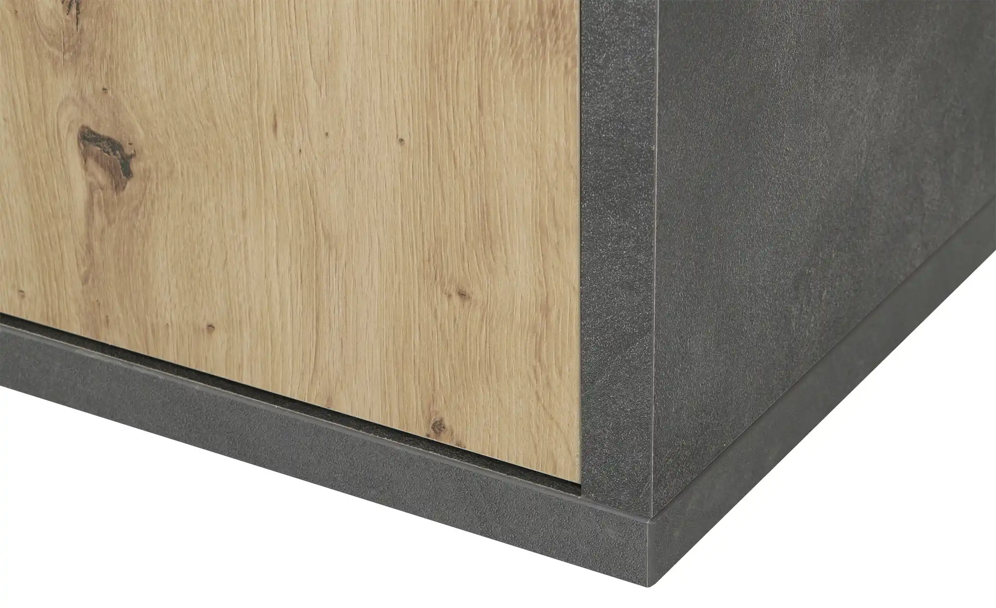 Garderobenschrank