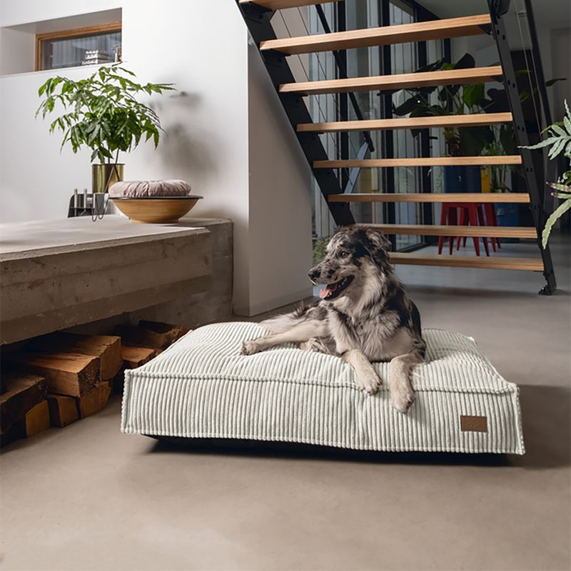 Designed by Lotte Liegekissen Ribbed, hellgrau
