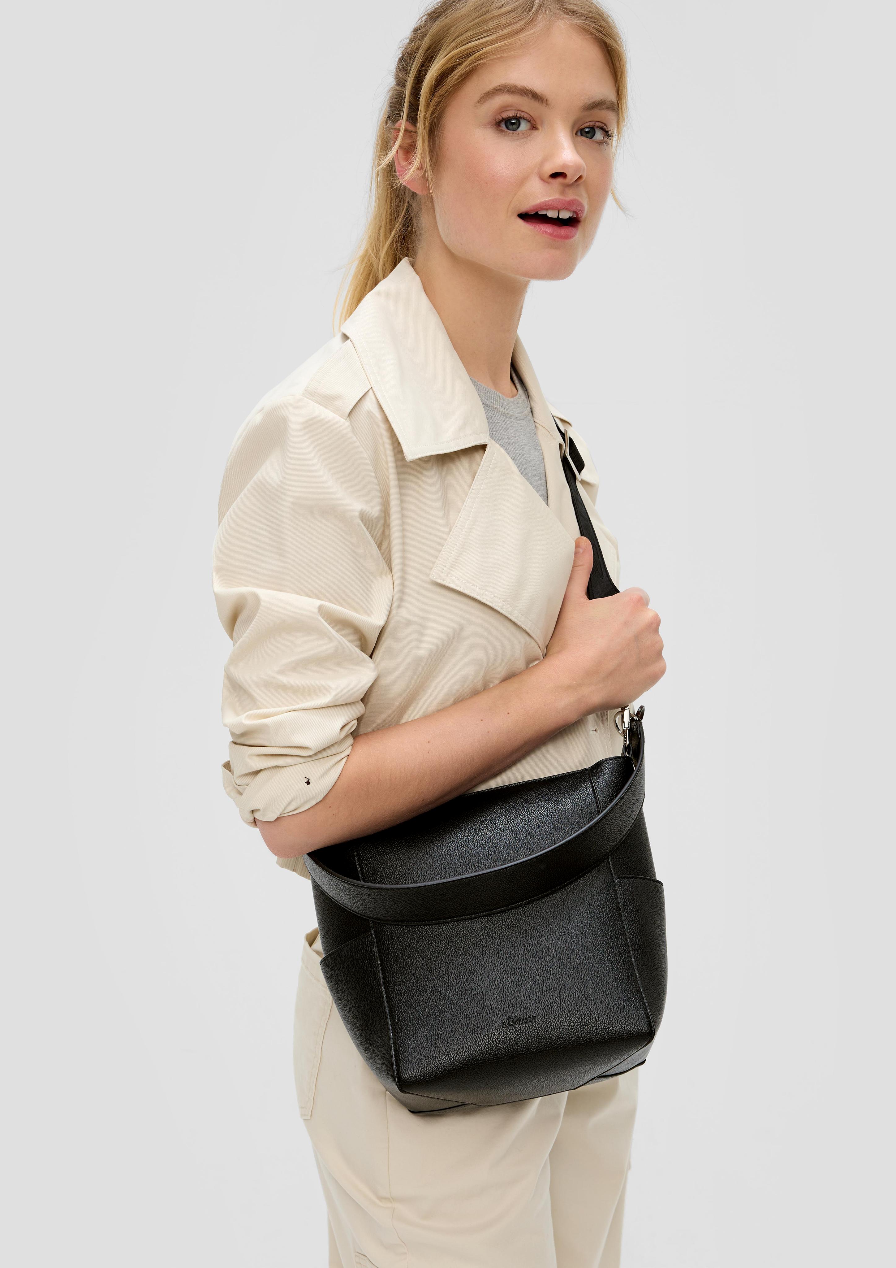 Shoulder Bag mit Logo-Schultergurt  2141328-9999