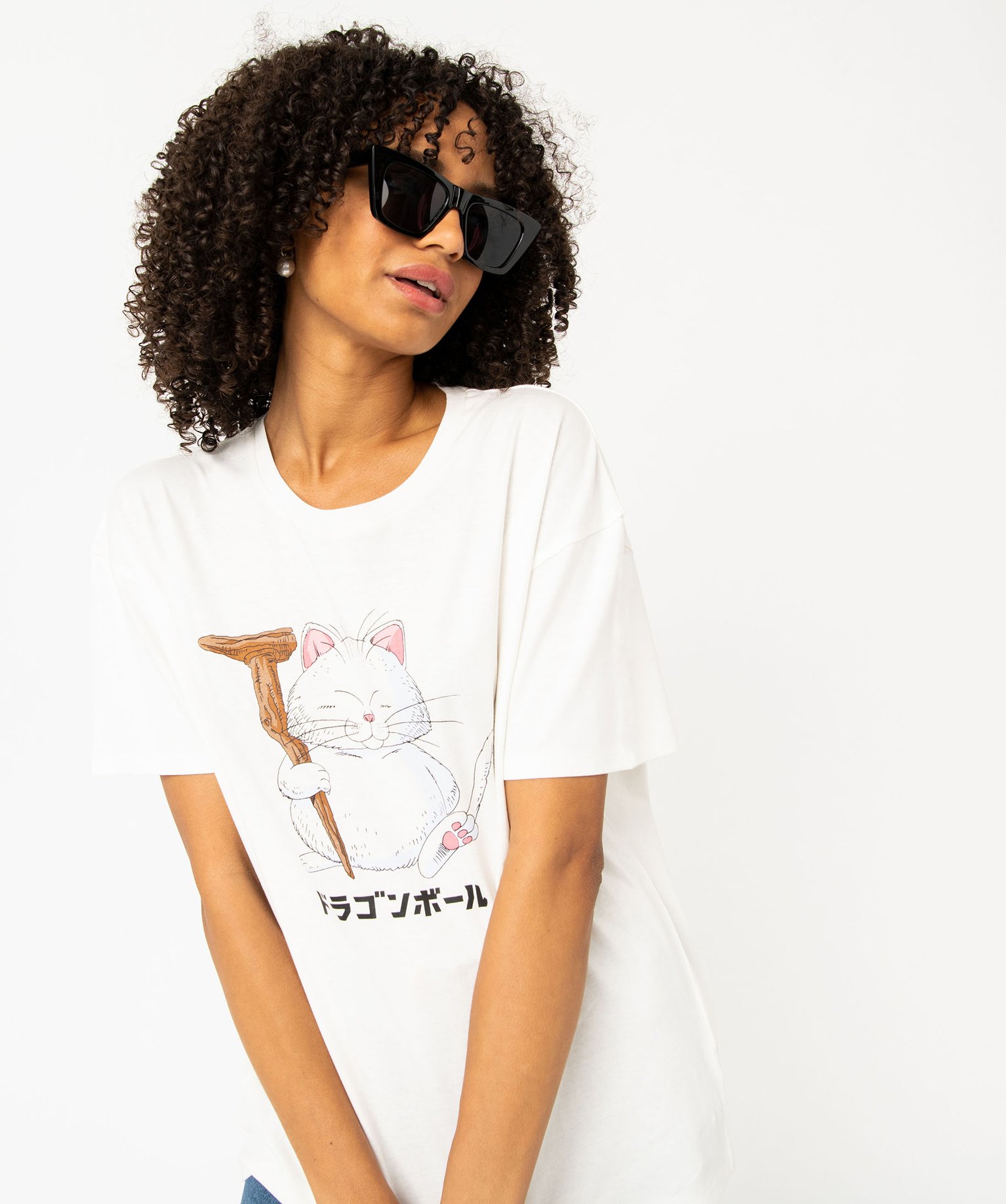 Tee-shirt femme coupe oversize avec motif chat - Dragon Ball ecru | GEMO