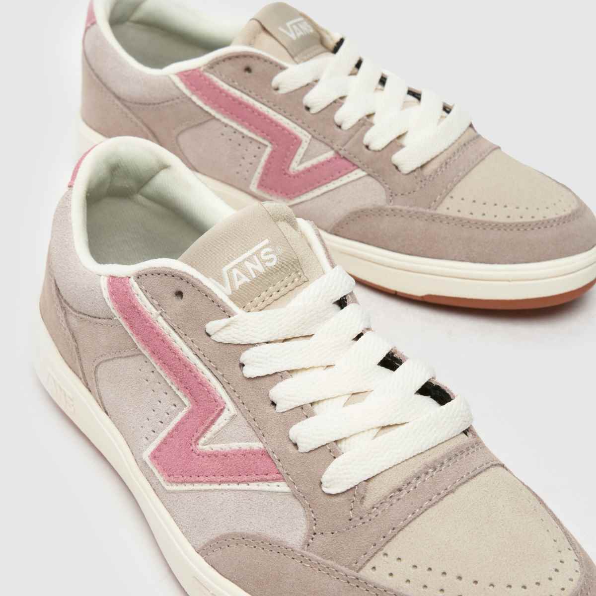 Vans Lowland CC sportcipő fehér és rózsaszín színben