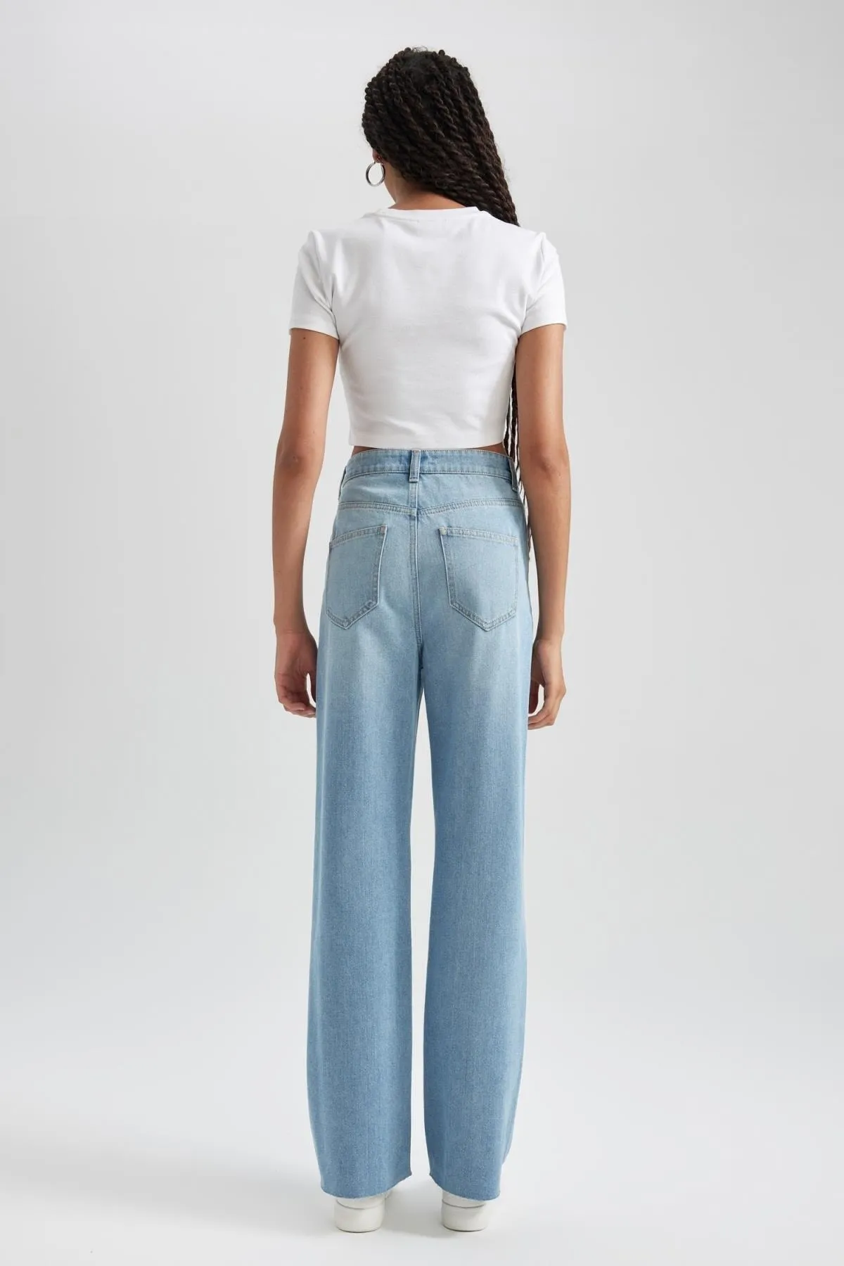 DeFacto  90er-Jahre-Jeans mit weitem Bein, hoher Taille und weitem Bein