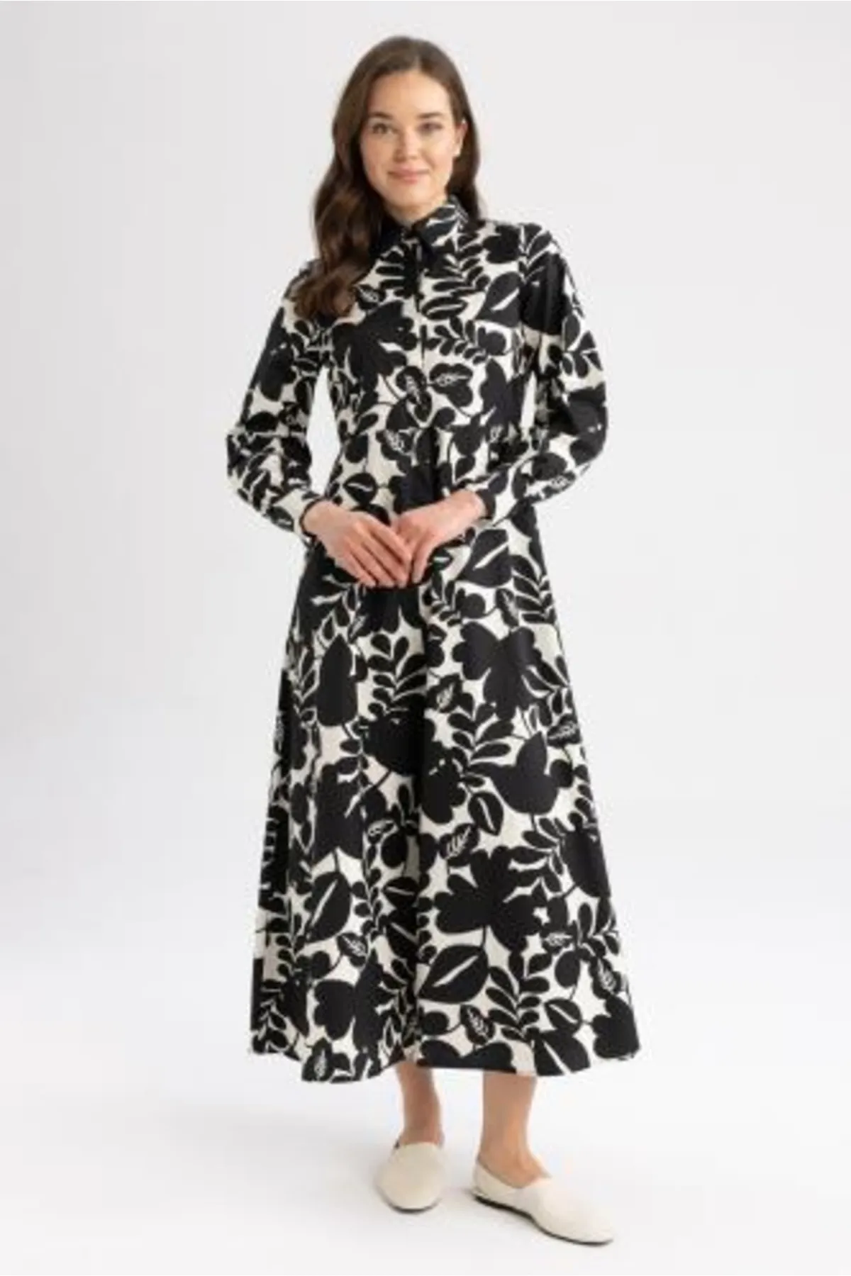 DeFacto  Langarm-Maxikleid mit Hemdkragen und Blumenmuster