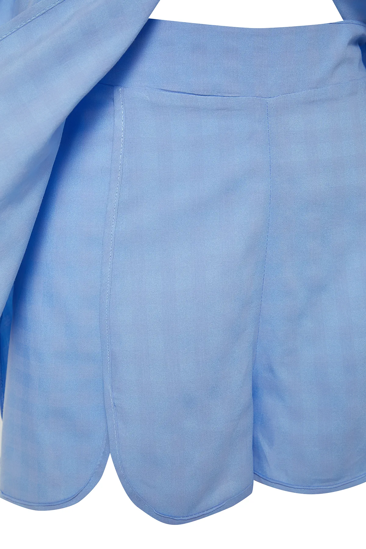 Trendyol Collection  Blau gewebtes Hemd-Shorts-Set TBESS24AU00014