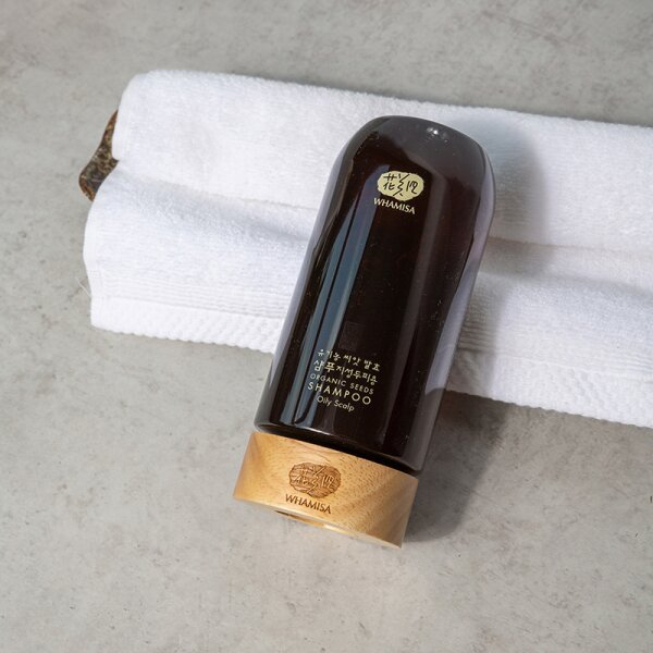 WHAMISA Organic Seeds Oily Scalp Shampoo