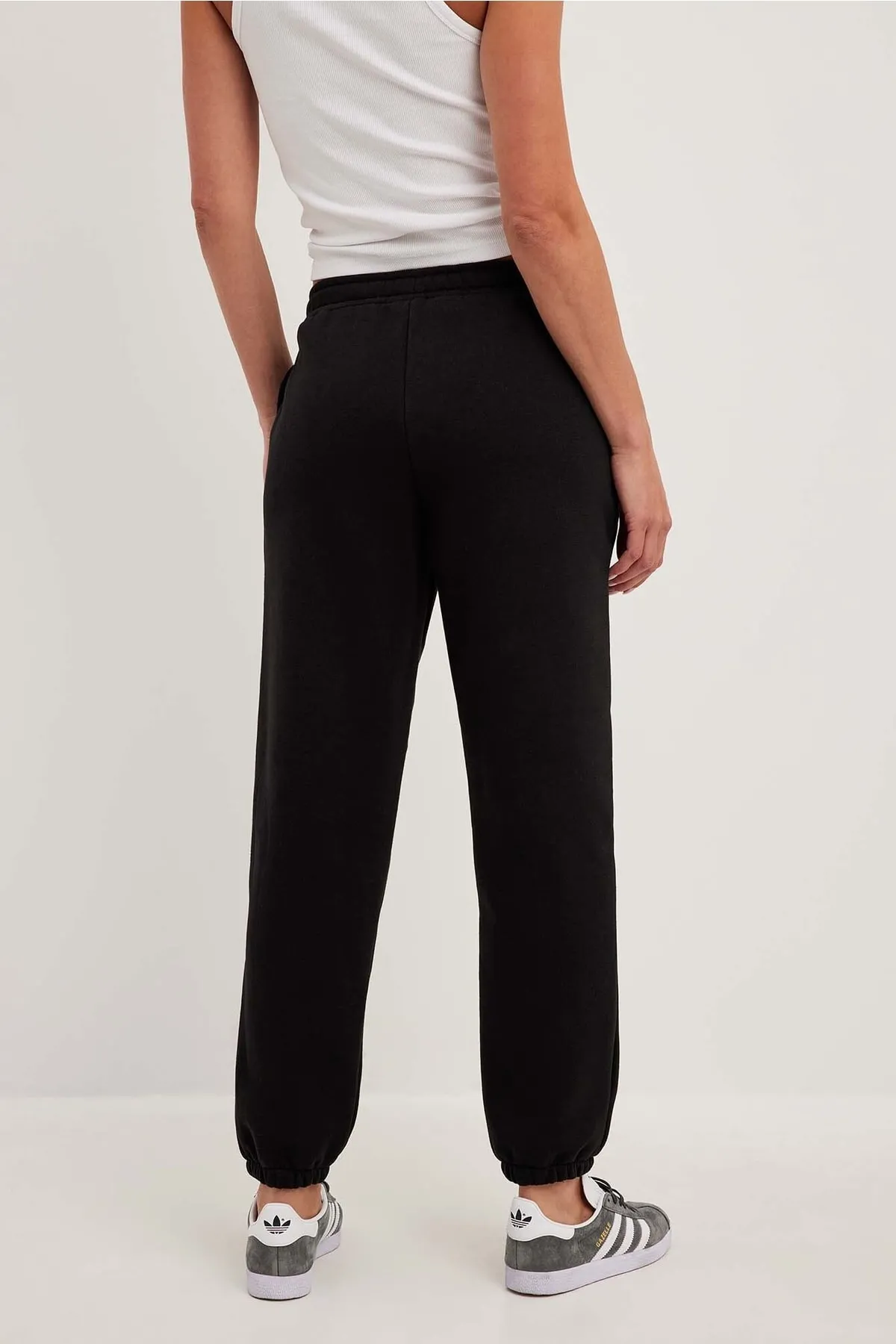 NA-KD  Jogginghose - Schwarz - Relaxed