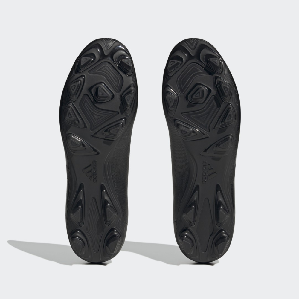 adidas Predator Accuracy.4 FxG GW4605 / schwarz