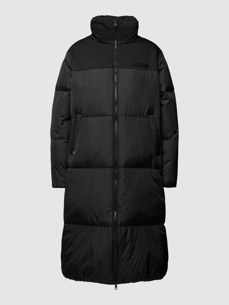 Steppmantel mit Label-Patch Modell 'NEW YORK' in schwarz