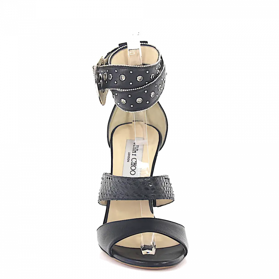 Jimmy Choo - Sandalen Kalbsleder Kristallverzierung Nieten Prägung schwarz - schwarz