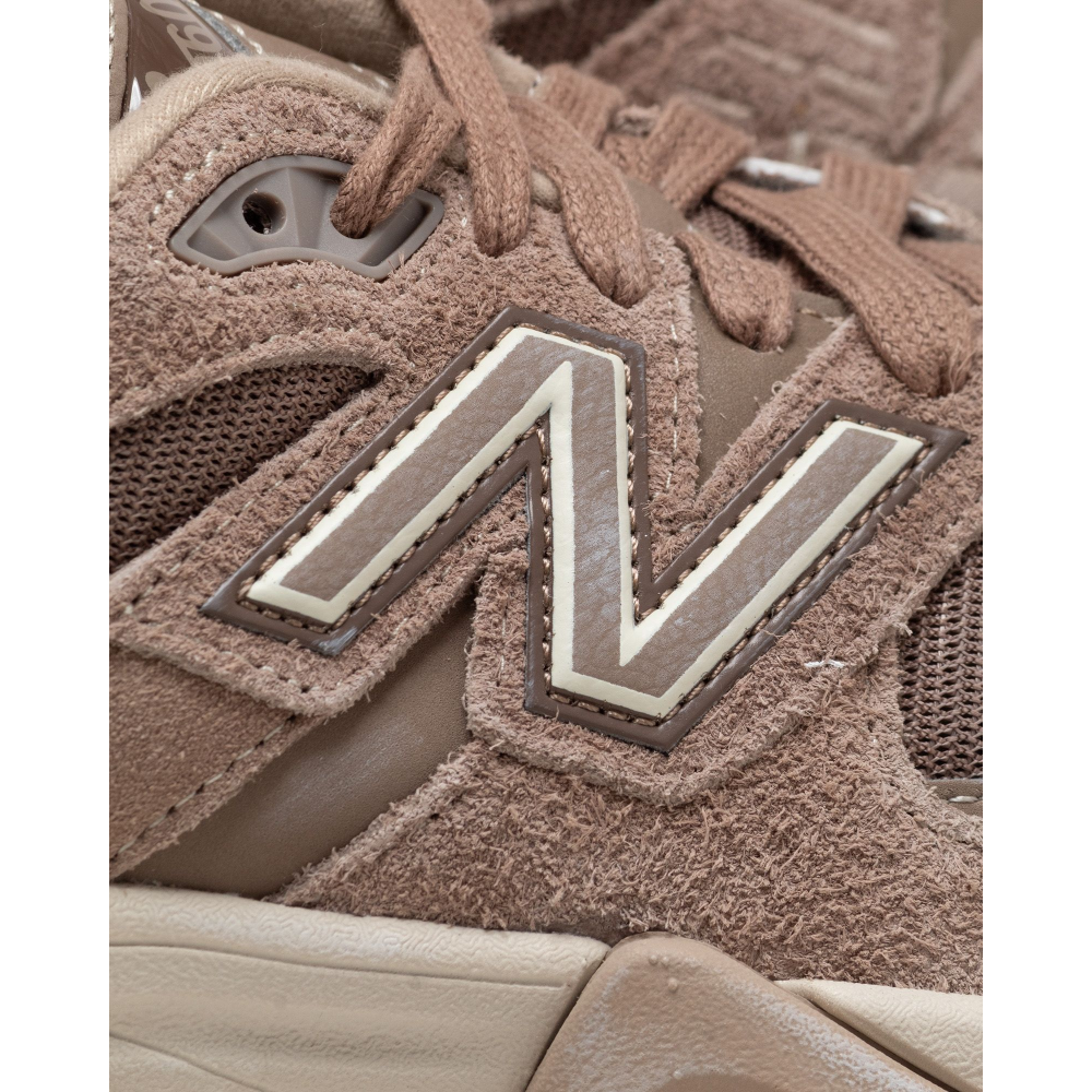New Balance 9060 U9060PB / braun