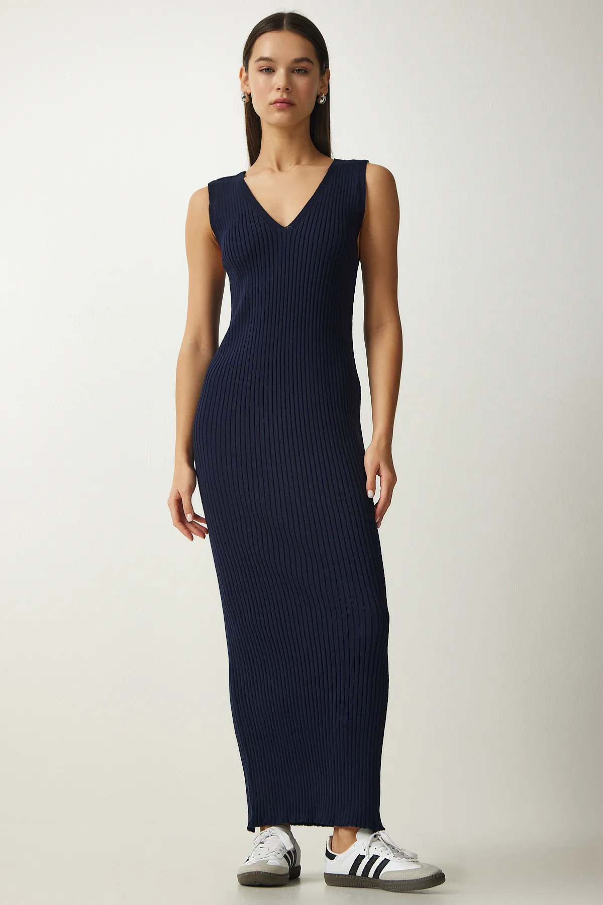 Happiness İstanbul  Marineblau gestreifter Pulloverkleid-Strickanzug für Damen KG00008