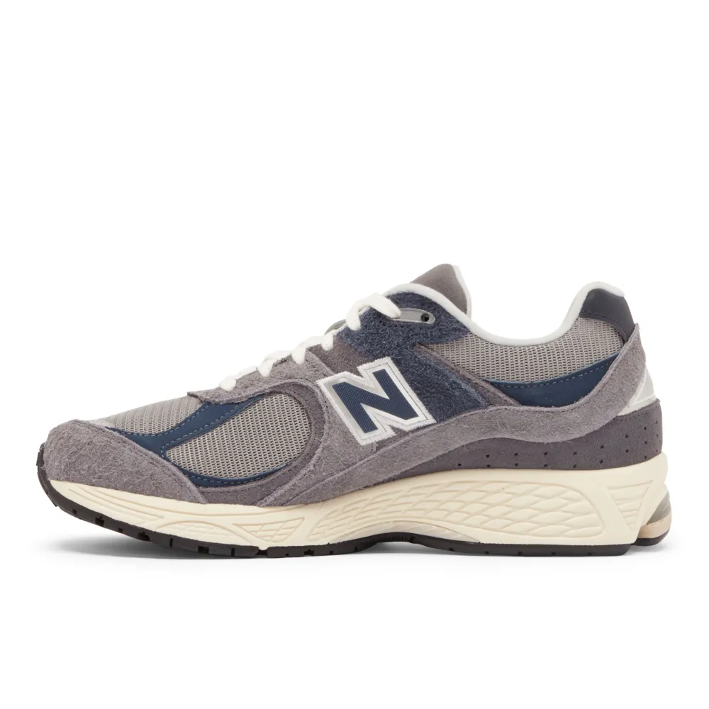 New Balance 2002R M2002REL / grau