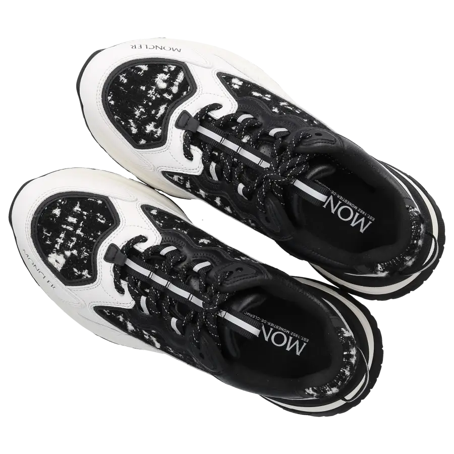 Moncler - Sneaker low LITE RUNNER Kalbsleder - schwarz