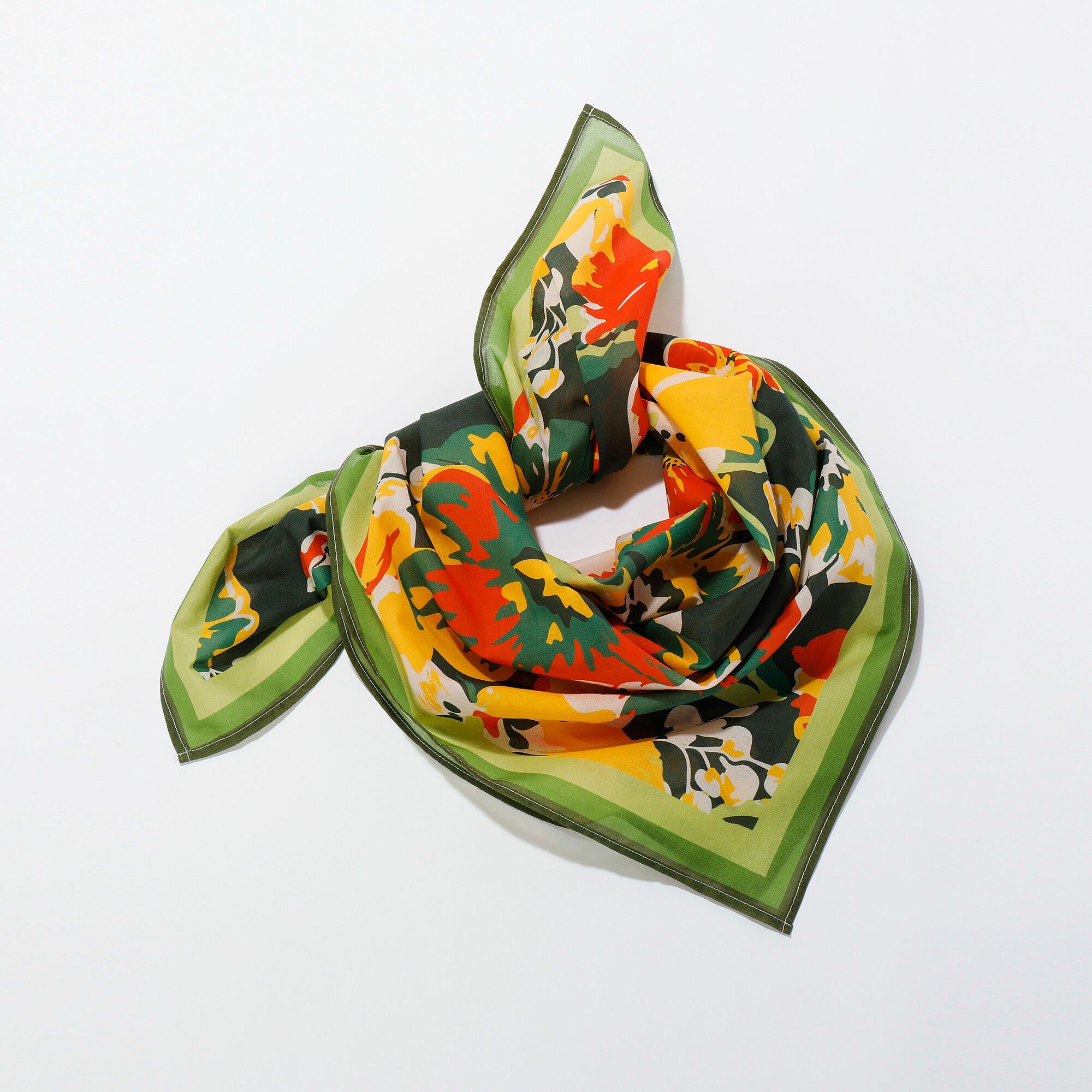 Foulard fabriqué en France imprimé fleurs, 100 x 100 cm