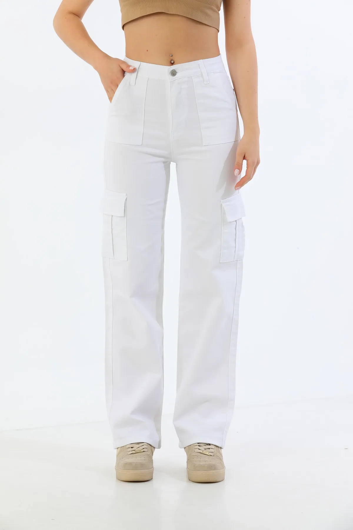 BİKELİFE  Weiße Cargo-Hose aus Lycra mit hoher Taille und weitem Bein und Tasche