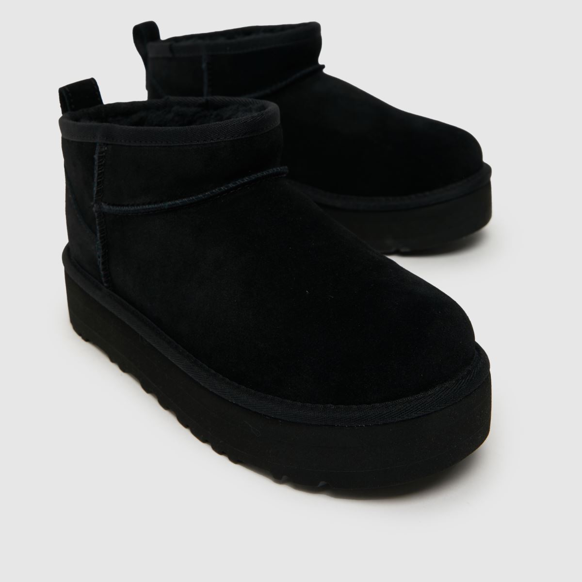 UGG fekete klasszikus ultra mini platform junior csizma