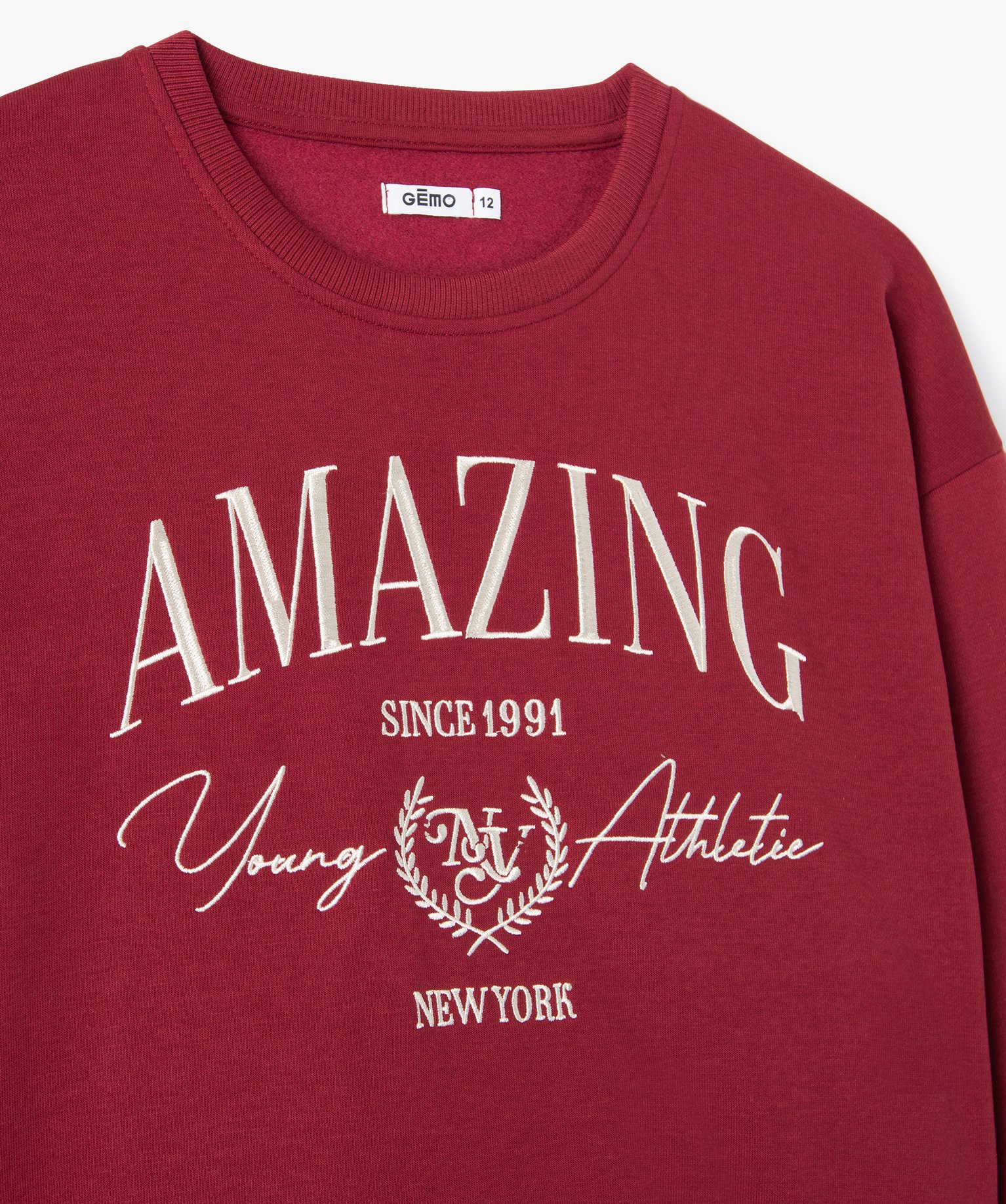 Sweat molletonné avec inscription brodée fille rouge fonce | GEMO
