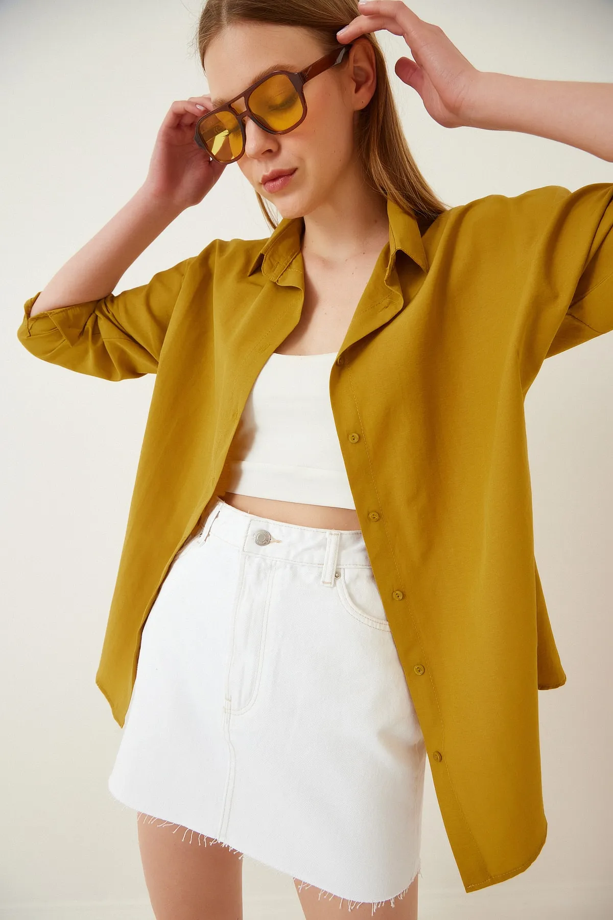 Happiness İstanbul  Senfgelbes, langes Basic-Shirt für Damen in Übergröße DD00842