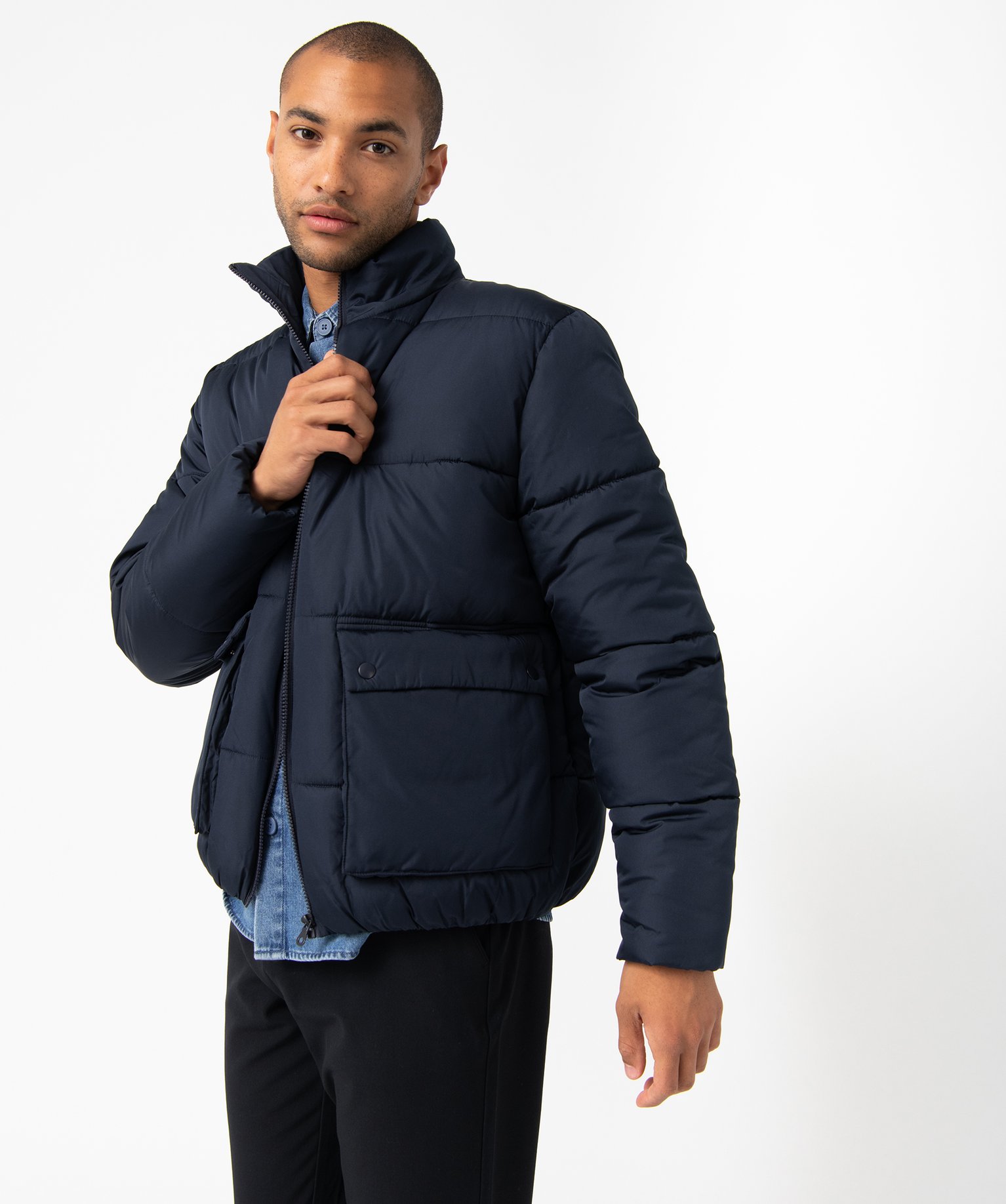 Blouson homme matelassé avec larges poches à rabat beige clair | GEMO
