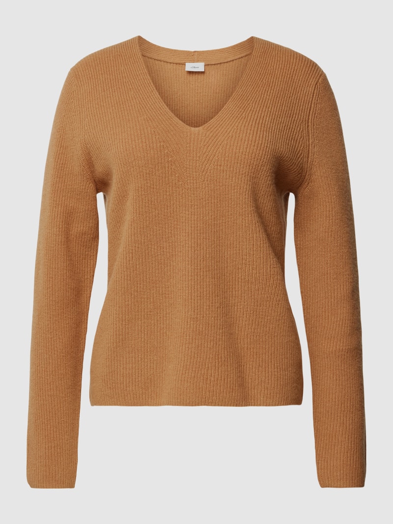 Strickpullover mit V-Ausschnitt in camel