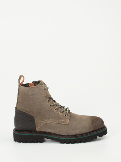 Boots-48012490019 Ambitious