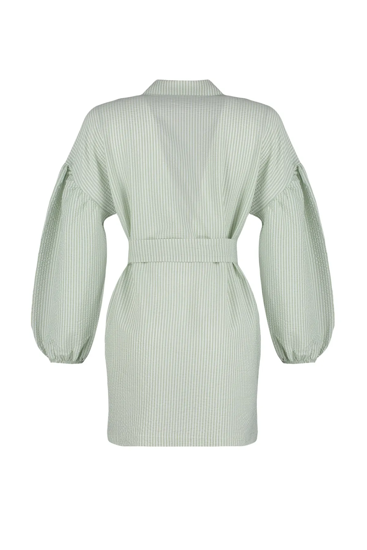 Trendyol Modest  Grünes, gestreiftes, gewebtes Hemd mit Ballonärmeln und langem Rücken, Gürtel TCTSS22GO0116