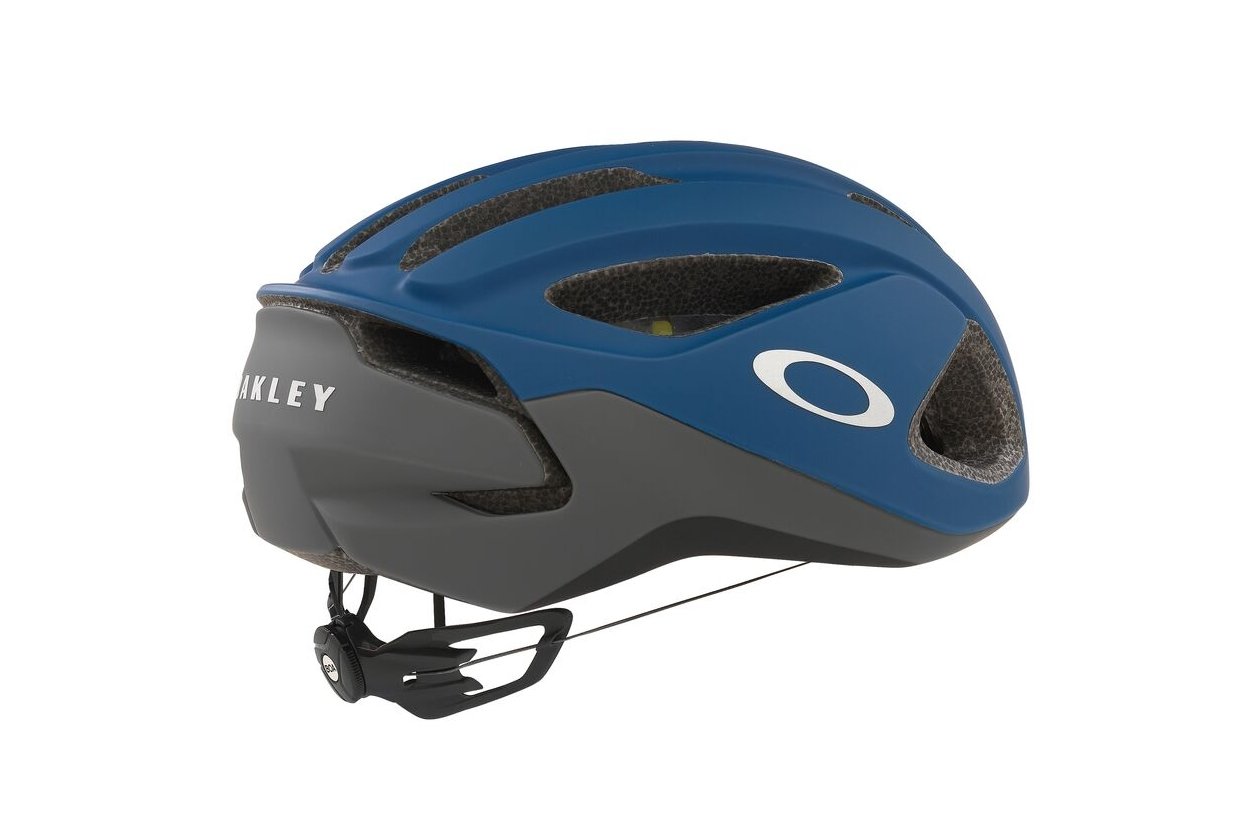 Oakley ARO3
