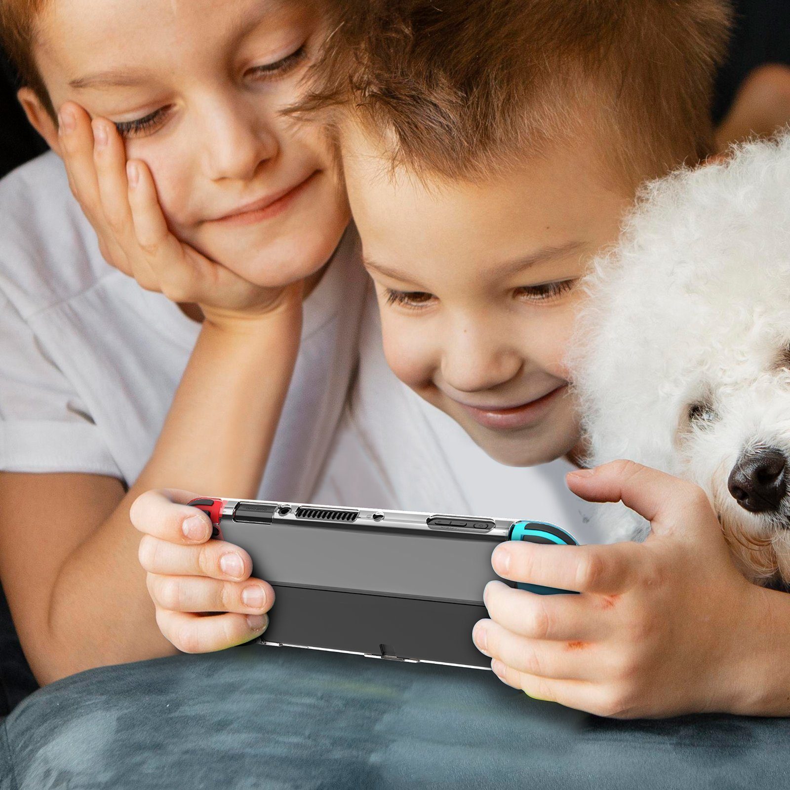 Mutoy Dockable Hülle für Nintendo Switch OLED, Transparent Dünn Zubehör Nintendo (Kristall TPU Schutzhülle, Weich Komfort Stoßfest Antikratz Schutzhülle, Switch Zubehör mit Switch OLED Konsole und Griff Cover)