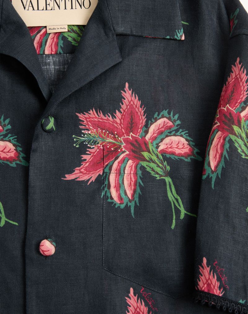 Valentino bowlingskjorte i hør med blomsterprint i papir