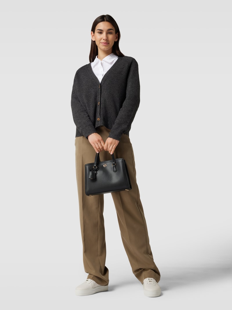 Handtasche mit Label-Applikation Modell 'CHANTAL' in schwarz